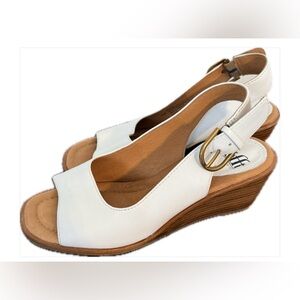 Sofft Women's Gabriella Slingback Wedge Size 6 1/2M